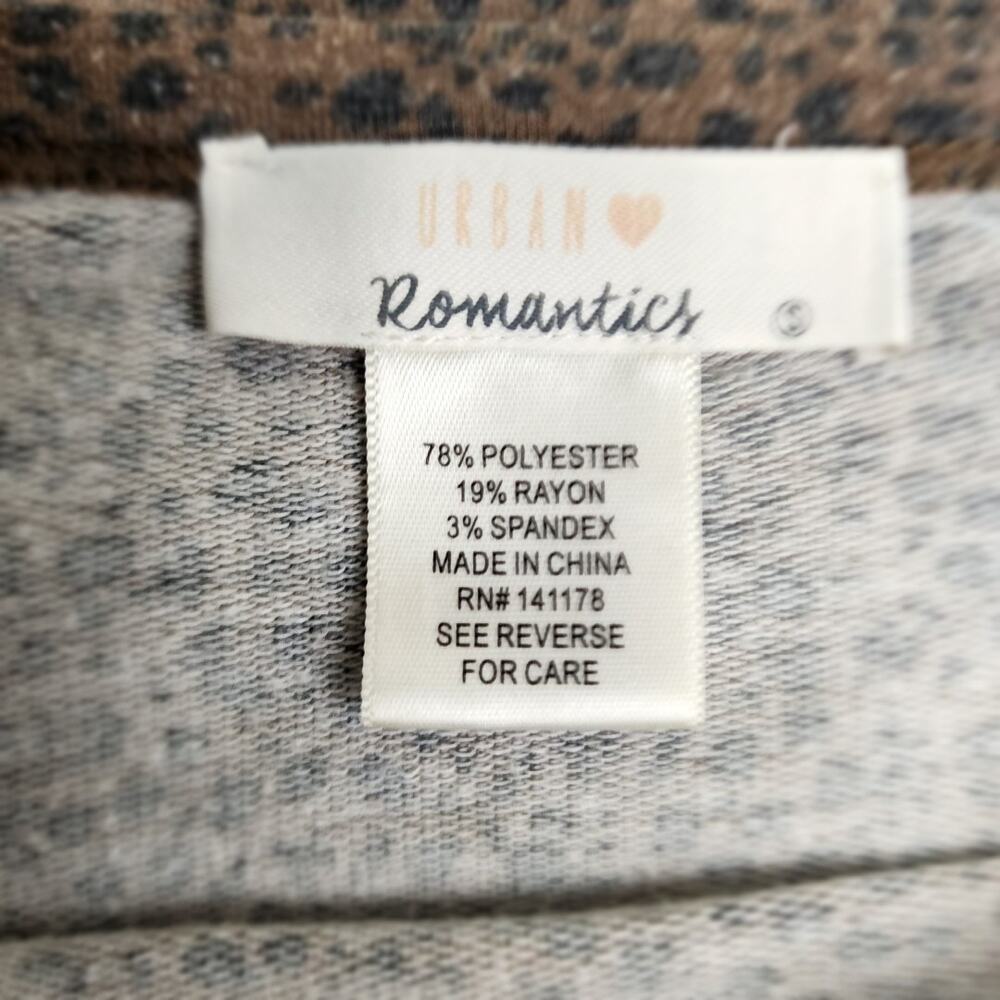 Urban Romantics Leopard Print Breathable Long Sleeve Shirt Women's Size S